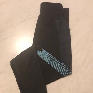 Women’s turquoise and black high wasted yoga pants